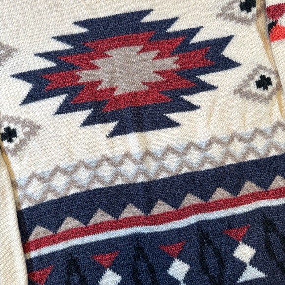 American Eagle Aztec Knit Women’s Sweater - Picture 2 of 9